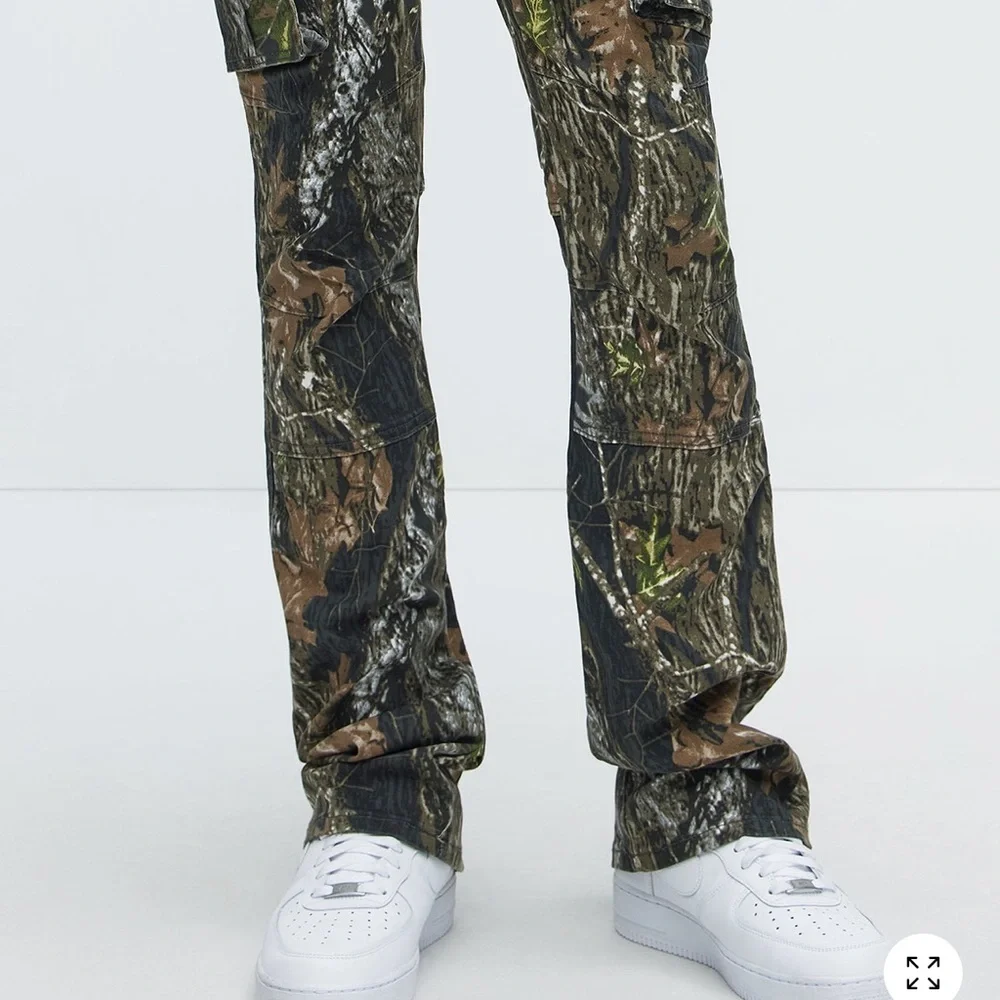 Fashion Nova Camouflage Cargo Pants - Picture 2 of 3